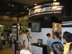 WiRES demo at the Standard/Yaesu booth